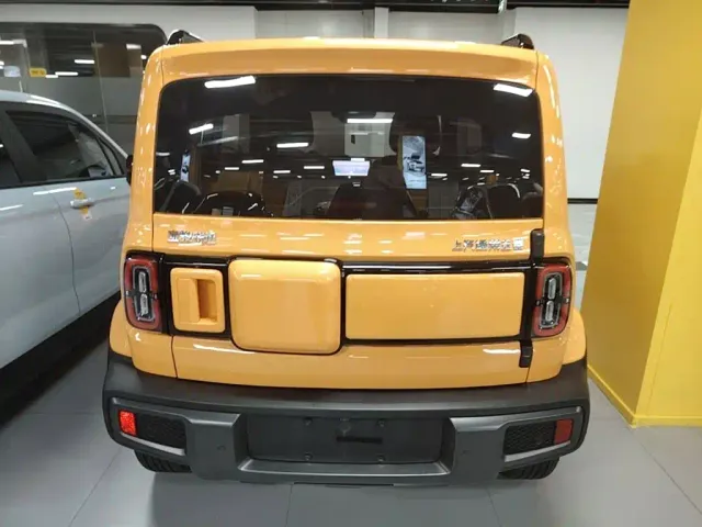Baojun Yep — Фото автомобиля 5