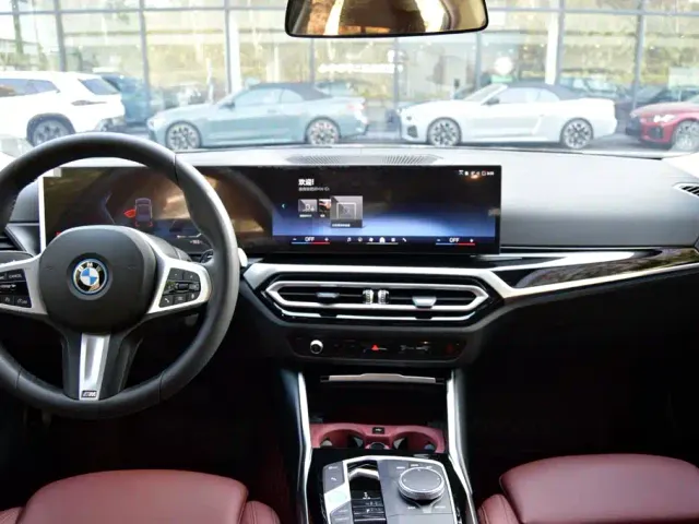 BMW i3 — Фото автомобиля 8
