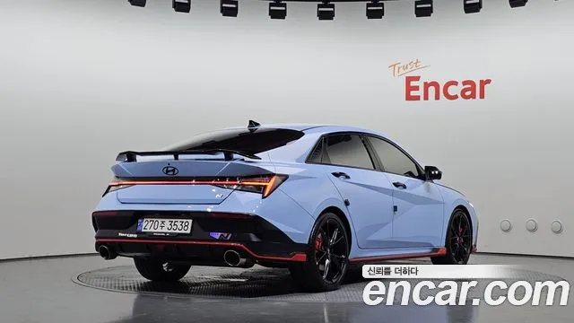 Hyundai AVANTE — Фото автомобиля 2
