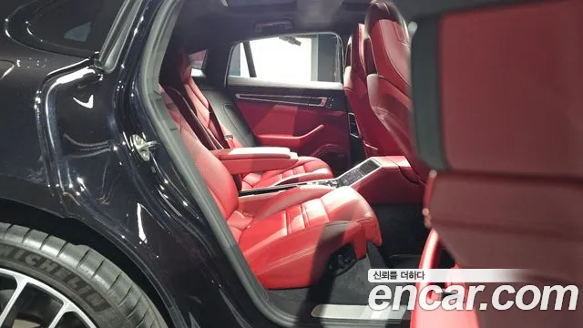 Porsche Panamera 971 — Фото автомобиля 17