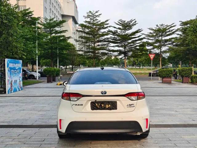 Toyota Levin 2023 Smart Hybrid 1.8L Leading Edition — Фото автомобиля 13
