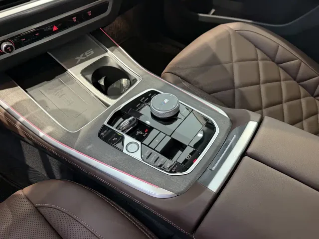 BMW X5 — Фото автомобиля 7