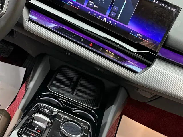 BMW 5 Series — Фото автомобиля 23