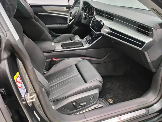 Audi A7 — Фото автомобиля 11