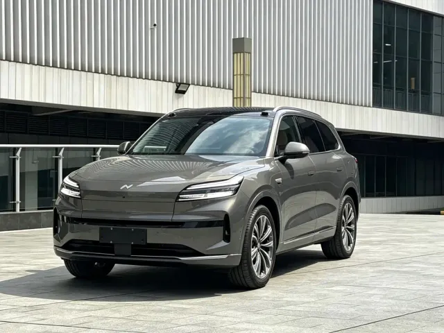 Onvo L90 — Фото автомобиля 3
