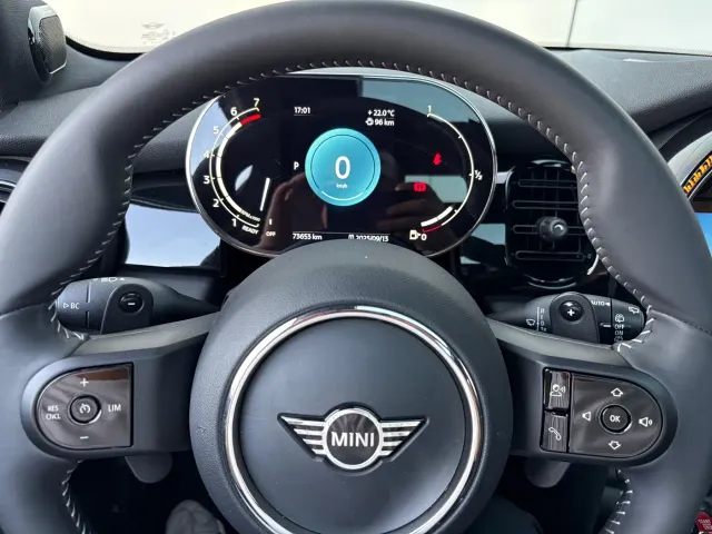 MINI Hatch — Фото автомобиля 13