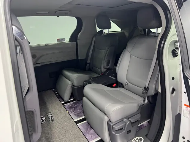 Toyota Granvia — Фото автомобиля 15