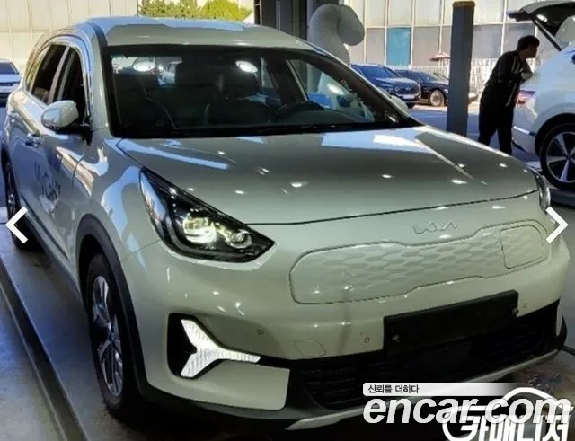 Kia Niro — Фото автомобиля 2