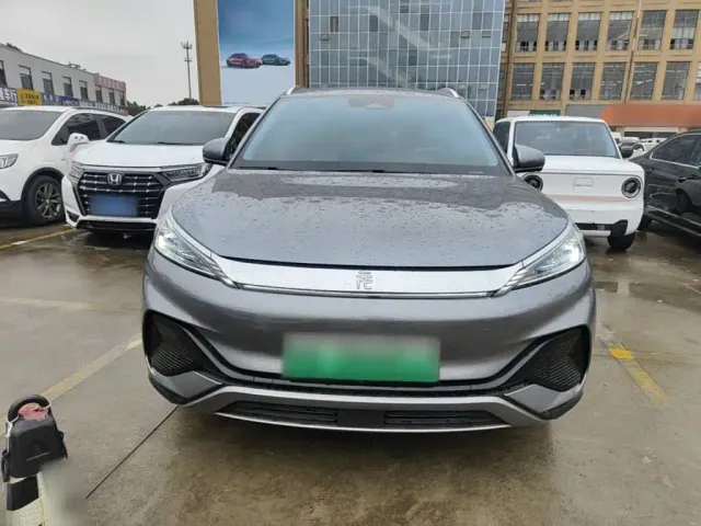 BYD Yuan PLUS — Фото автомобиля 2