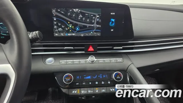 Hyundai Avante CN7 — Фото автомобиля 14