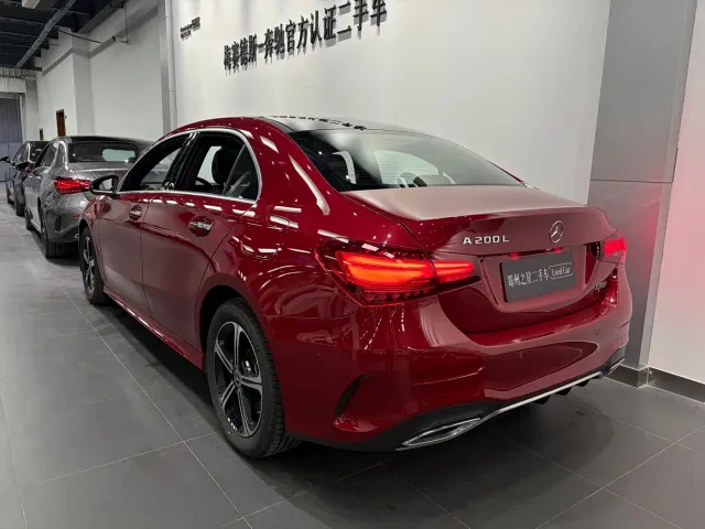 Mercedes-Benz A-Class — Фото автомобиля 5