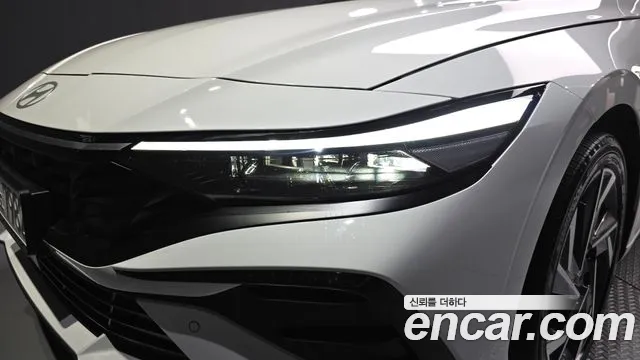 Hyundai Avante CN7 — Фото автомобиля 7