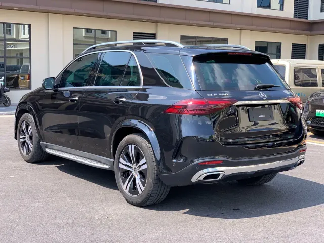 Mercedes-Benz GLE-Class — Фото автомобиля 4