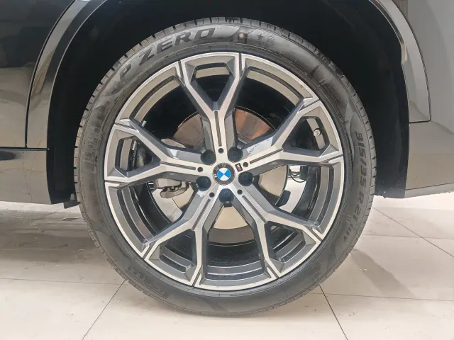 BMW X5 — Фото автомобиля 17