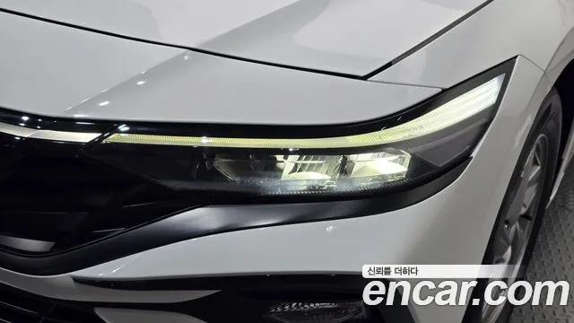 Hyundai Avante — Фото автомобиля 7