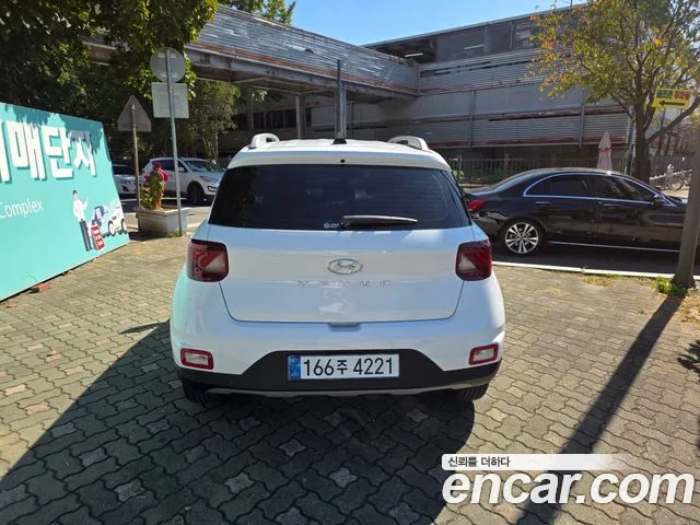 Hyundai Venue — Фото автомобиля 4