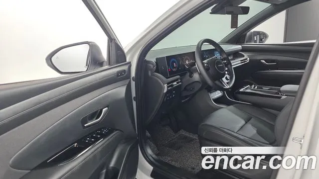 Hyundai Tucson NX4 — Фото автомобиля 10