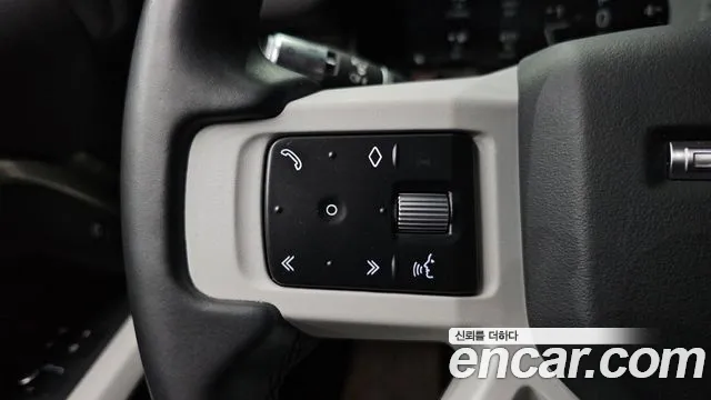 Land Rover Defender — Фото автомобиля 19