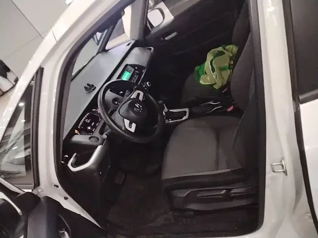 Honda Fit — Фото автомобиля 15