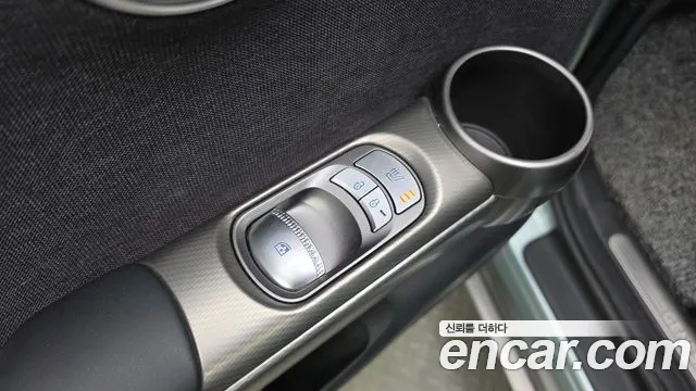 Genesis GV60 — Фото автомобиля 8