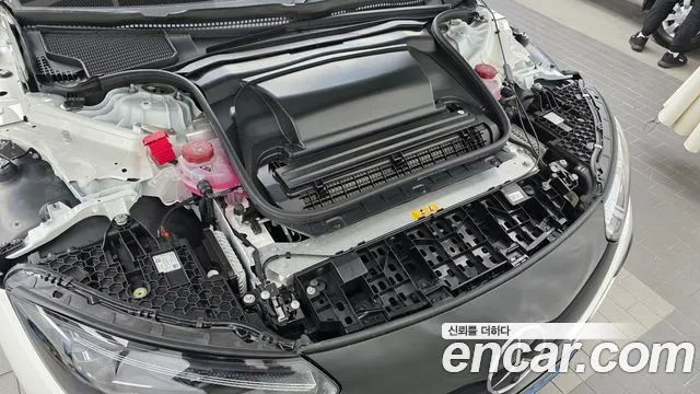Mercedes-Benz EQE V295 — Фото автомобиля 9