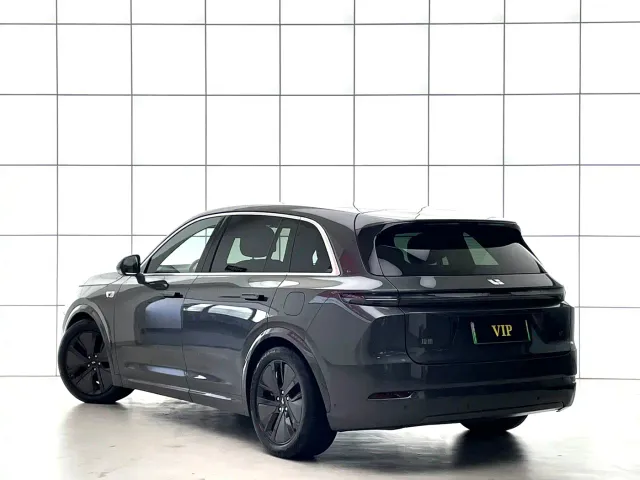 Li Auto Li Auto L7 2024 Pro — Фото автомобиля 5