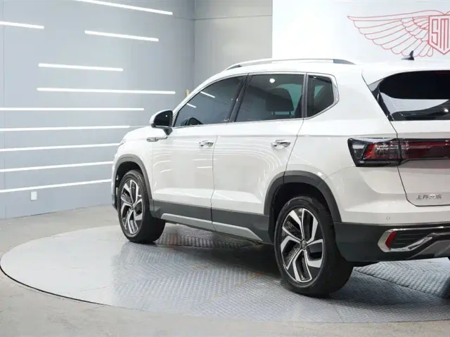 Volkswagen Tharu — Фото автомобиля 5