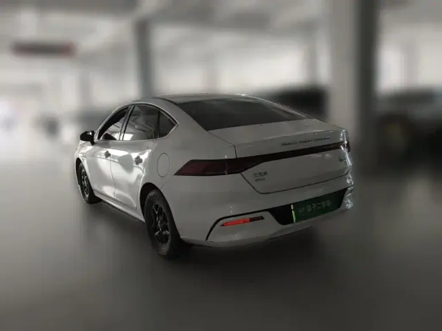 BYD Qin PLUS — Фото автомобиля 4