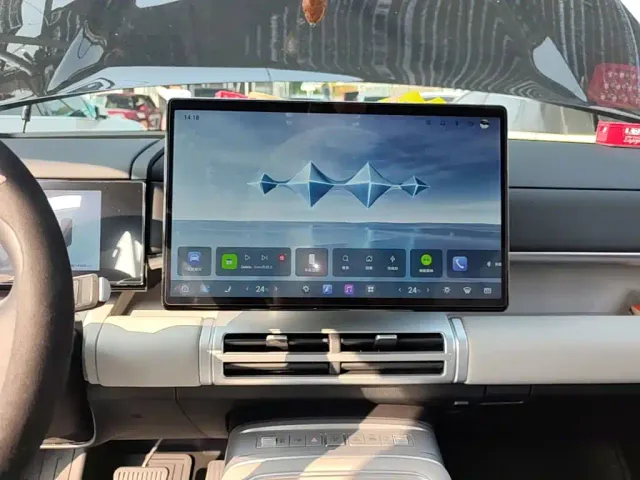BYD FangChengBao Titanium 7 — Фото автомобиля 12