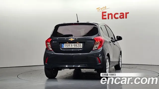 Chevrolet Spark — Фото автомобиля 4