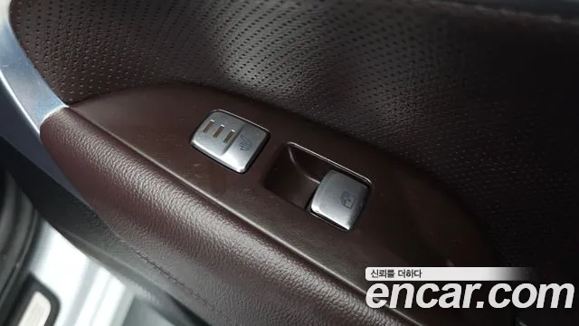 Genesis G70 — Фото автомобиля 29