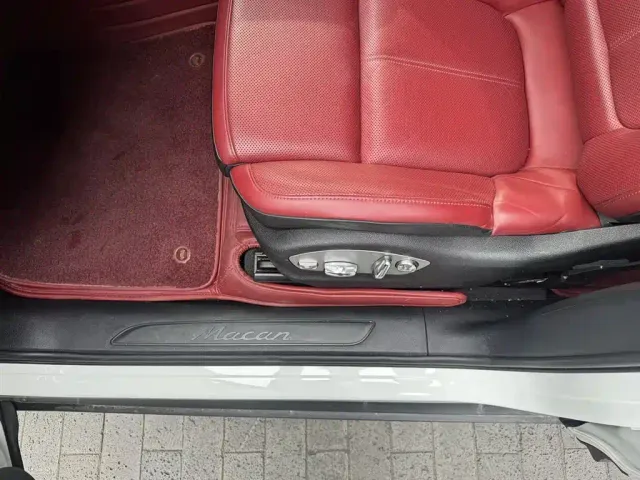 Porsche Macan — Фото автомобиля 16
