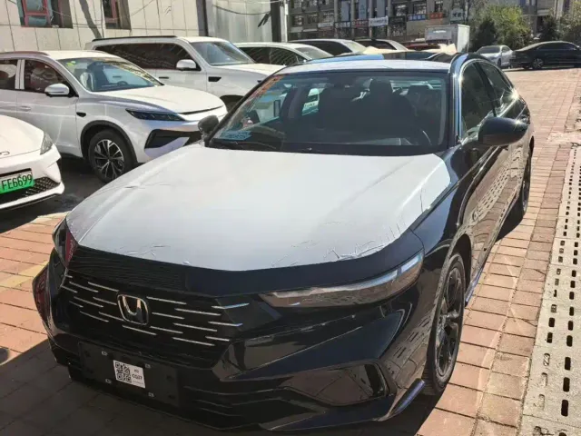 Фотография автомобиля — Honda Accord