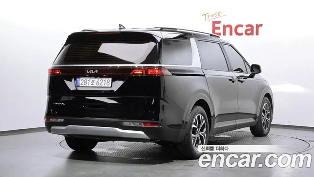 Kia Canival Carnival 4 поколение Дизель 9 мест Prestige — Фото автомобиля 2