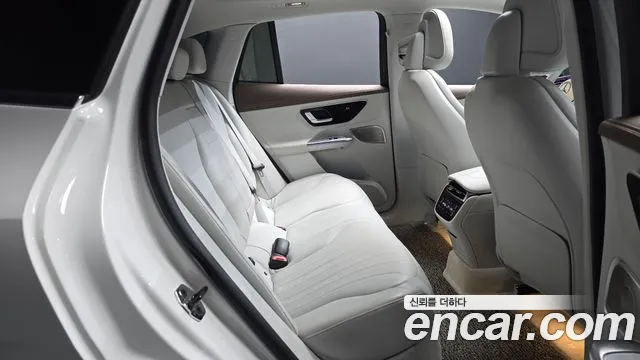 Mercedes-Benz EQE X294 — Фото автомобиля 17