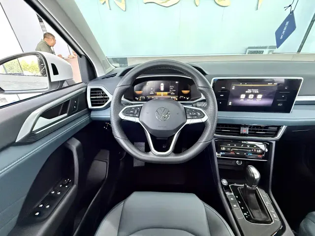 Volkswagen Tharu — Фото автомобиля 5