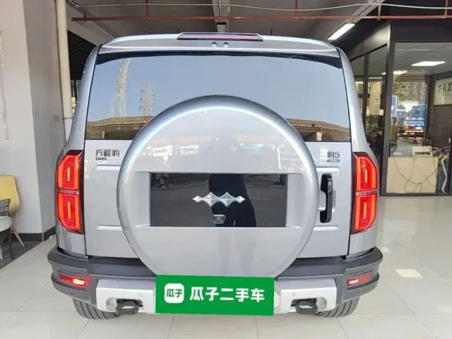 BYD FangChengBao Leopard 5 — Фото автомобиля 5