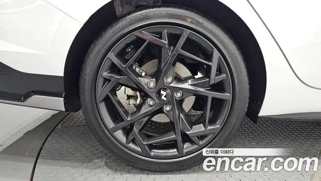 Hyundai AVANTE Новый Avante (CN7) — Фото автомобиля 18