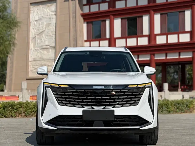Geely Boyue L — Фото автомобиля 2