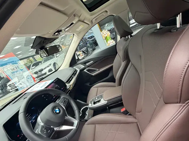 BMW X1 — Фото автомобиля 4