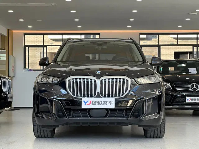 BMW X5 — Фото автомобиля 2