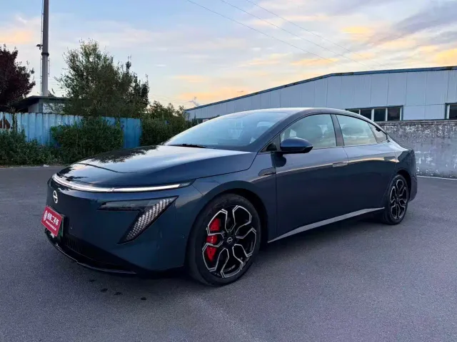 Фотография автомобиля — Nissan N7