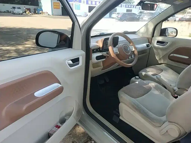 Wuling Hongguang Mini EV — Фото автомобиля 14