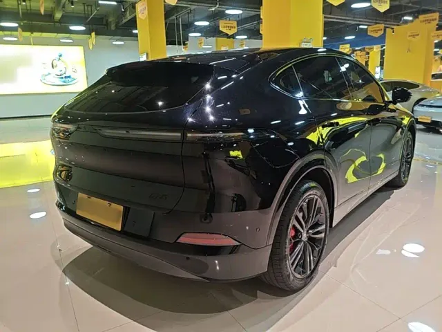 Xpeng G6 — Фото автомобиля 6