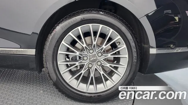 Genesis G80 RG3 — Фото автомобиля 6