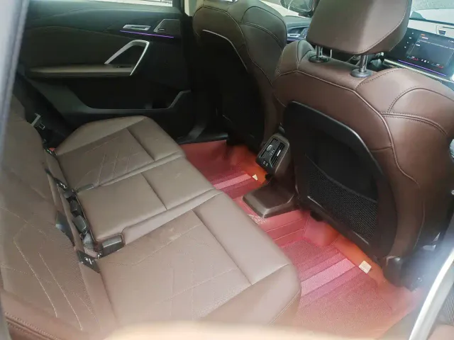 BMW X1 — Фото автомобиля 6