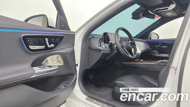 Mercedes-Benz E-Class E-класс W214 E300 4MATIC Exclusive — Фото автомобиля 24