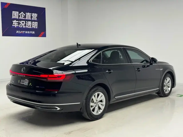 Volkswagen Passat — Фото автомобиля 4
