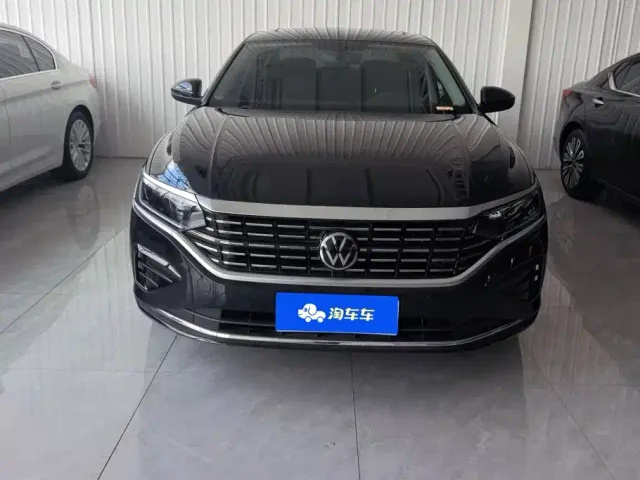 Volkswagen Passat — Фото автомобиля 2