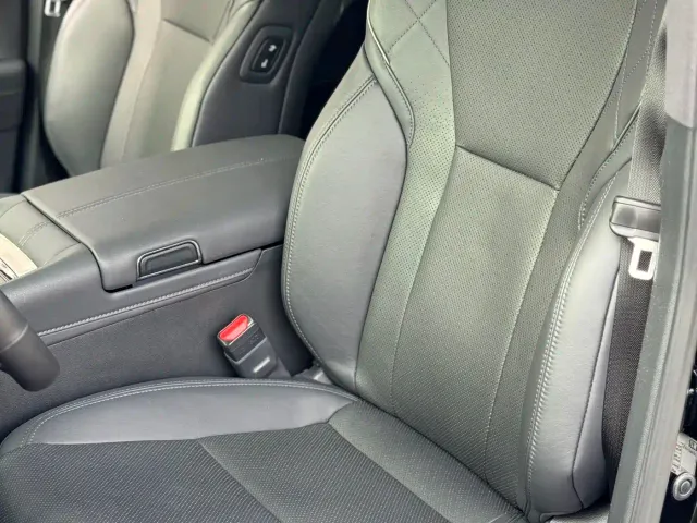 Toyota Vellfire — Фото автомобиля 8